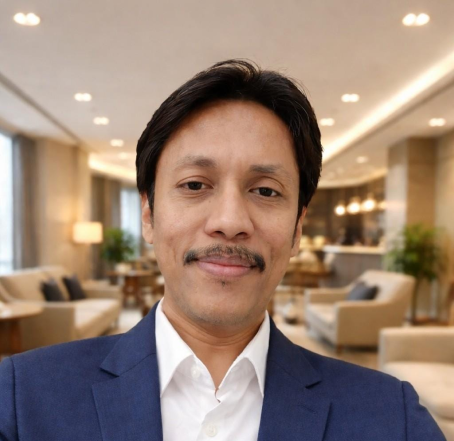 Sonathan paul (COO)